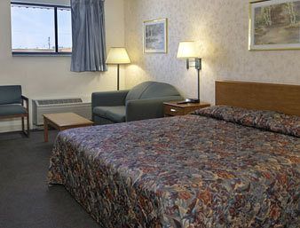 Travelodge by Wyndham Great Bend