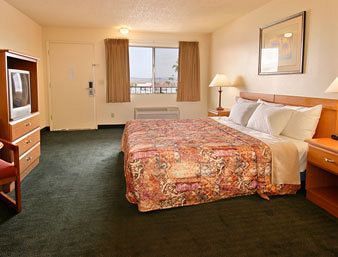 Days Inn by Wyndham Lake Havasu