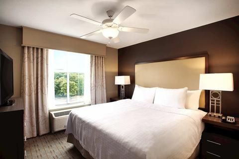 Homewood Suites by Hilton - Charlottesville