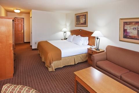 Holiday Inn Express Hotel and Suites Jenks, an IHG Hotel