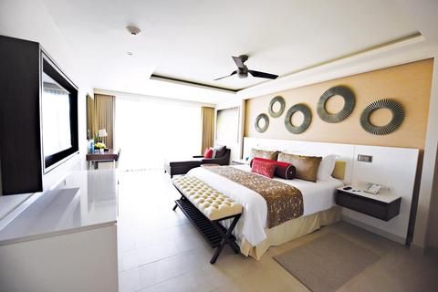 Hideaway at Royalton Riviera Cancun All Inclusive - Adults Only