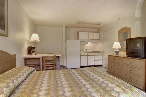 Studio 6-Albuquerque, NM - North