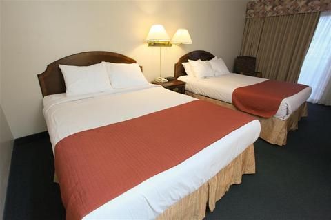 Stratford Court Hotel