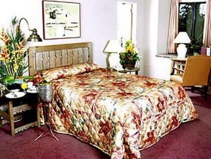 Clocktower Inn Ventura