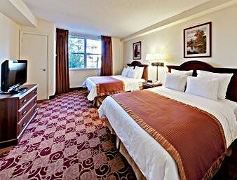 Hawthorn Suites by Wyndham Louisville East