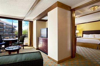 DoubleTree By Hilton Sacramento