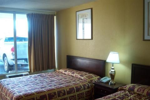 Budgetel Inn & Suites