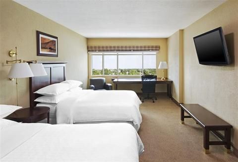 Sheraton Hotel Midwest City at the Reed Conference Center