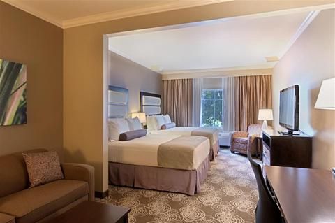 Best Western Plus Miami Airport North Hotel & Suites