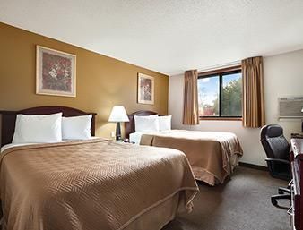 Travelodge by Wyndham La Porte/Michigan City Area