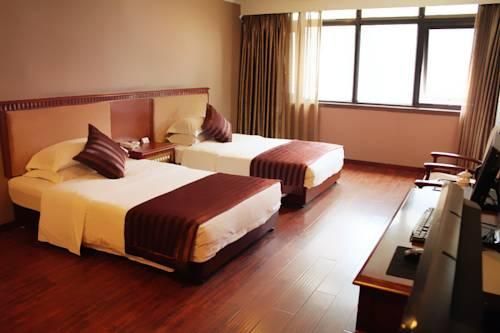 GOLDEN SEA HOTEL