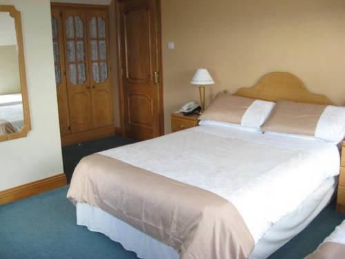 TAILORS LODGE