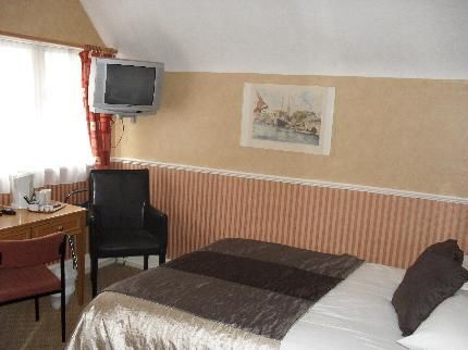 FOXCOMBE LODGE