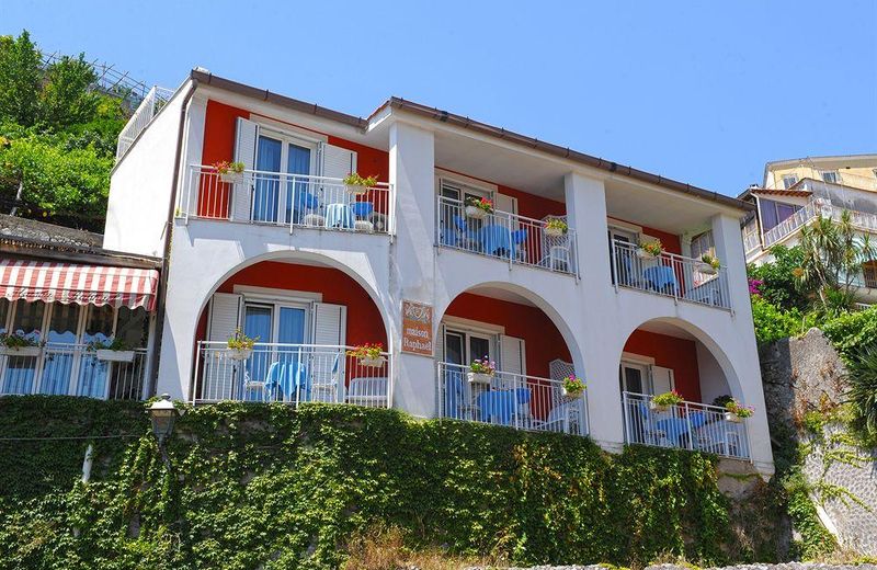 Maison Raphael