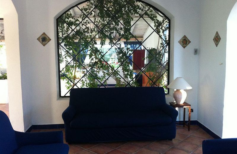 Alivi Country Resort