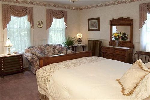 Red Forest Bed and Breakfast