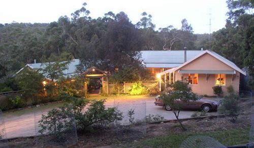 KEMEYS MOUNTAIN HIDEAWAY