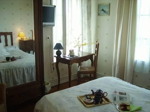 LOGIS AUBERGE LA FORET