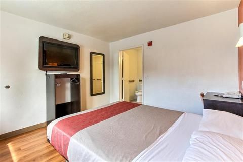 Motel 6-Santa Clara, CA