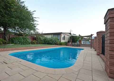 Outdoor Pictures 24