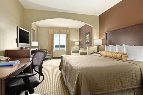 Best Western Plus Port of Camas-Washougal Convention Center