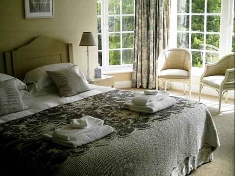PRIORY BAY HOTEL, GOF & BEACH CLUB
