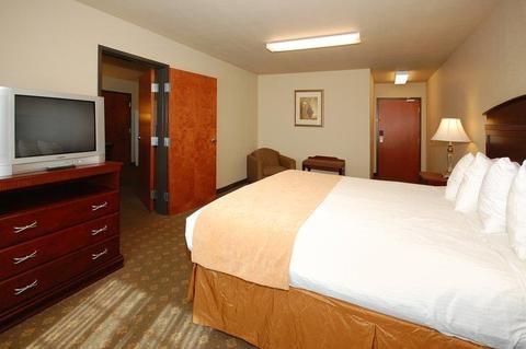 Franklin Inn and Suites