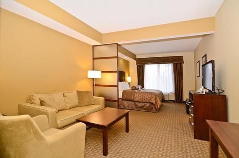 Best Western Plus Lacey Inn & Suites