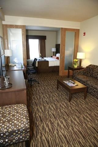 Best Western Plus Bridgewater Hotel & Convention Centre