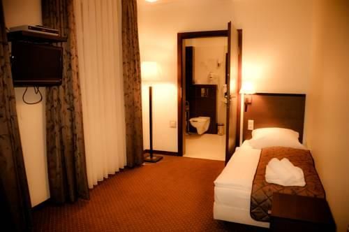 Hotel Pod Filarami