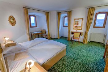 ARTIS SCHLOSSHOTEL KRUMBACH