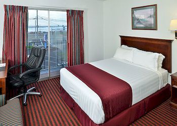 OYO Ocean Breeze Hotel at Lincoln City
