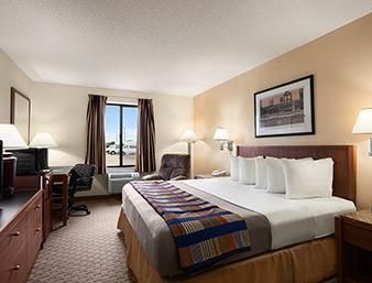 Days Inn by Wyndham Oglesby/ Starved Rock