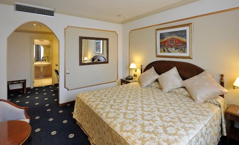 Hotel Roger de Lluria Barcelona