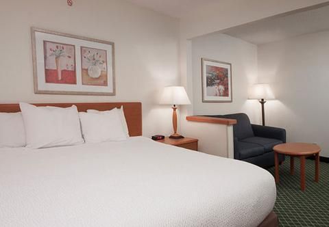 Baymont by Wyndham Coon Rapids
