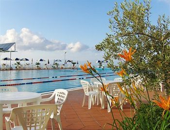 SAN LEONARDO RESORT