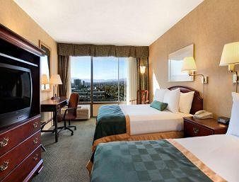 Ramada by Wyndham Reno Hotel and Casino