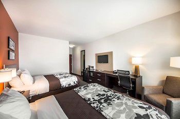 Sleep Inn & Suites Hennessey North