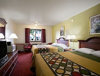 Super 8 by Wyndham Eau Claire WI