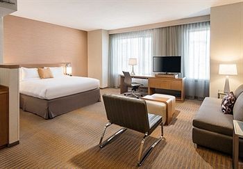 Courtyard by Marriott Los Angeles L.A. LIVE