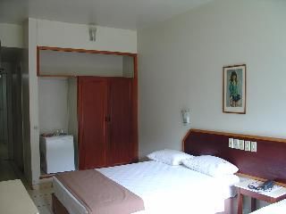 Riviera Hotel