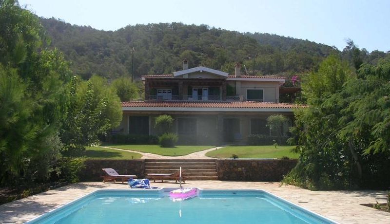 Pomos Harbourbiew Villa