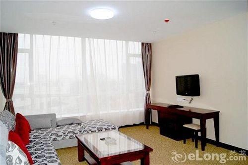WEIFANG HUI XUAN BUSINESS HOTEL