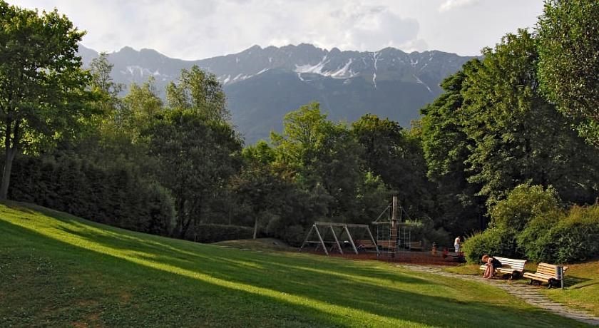 Outdoor Pictures 23
