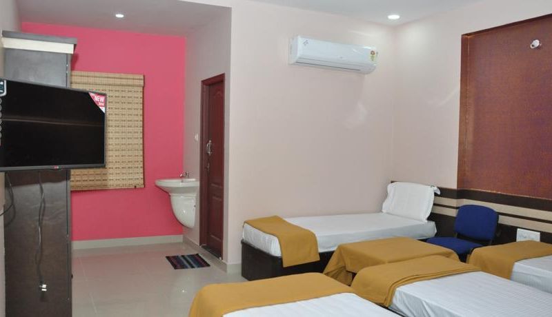 Hotel Sri Sai Residency