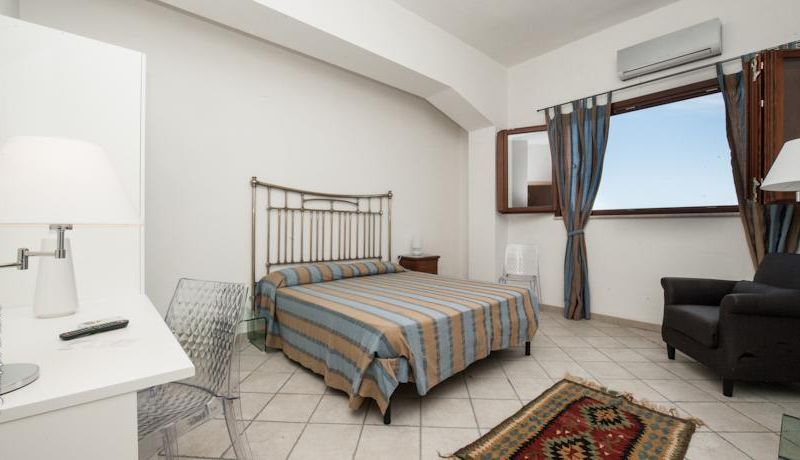 Casale Belvedere vista mare