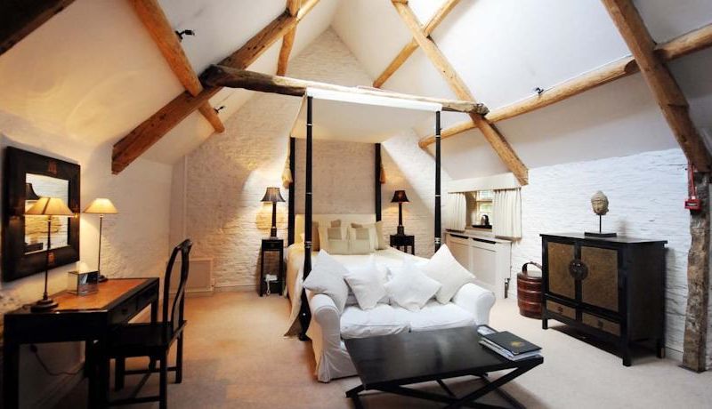 THE WILD DUCK INN