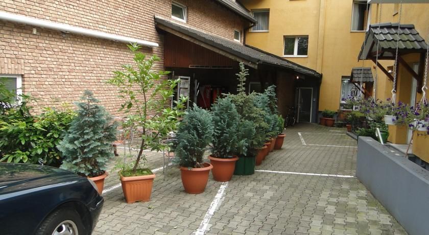Outdoor Pictures 12