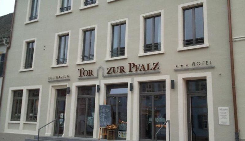 HOTEL TOR ZUR PFALZ