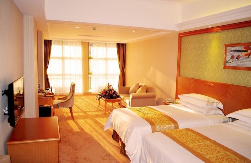 Vienna Hotel Shiyan Guangming Road